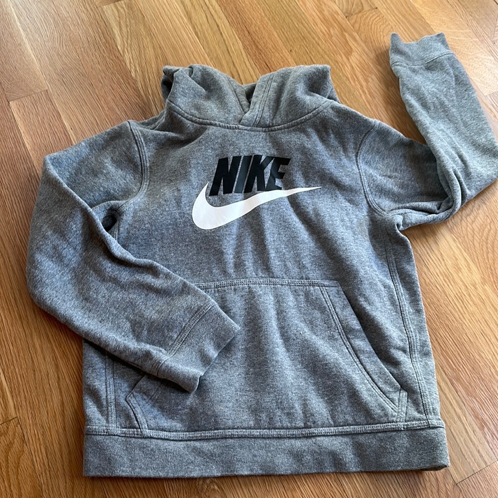 Nike sweatshirt